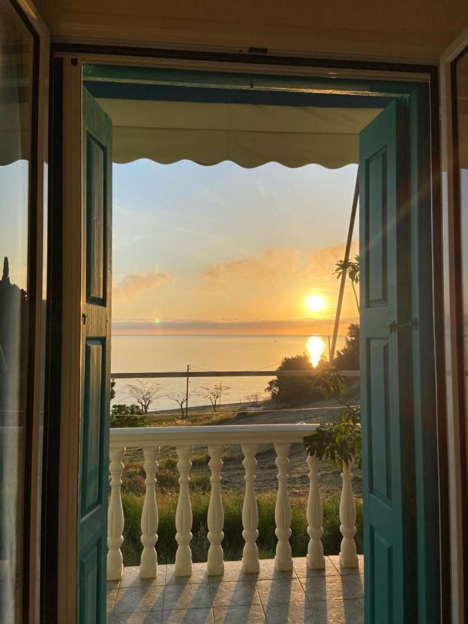 Xenia Apartment Kokkari Bagian luar foto